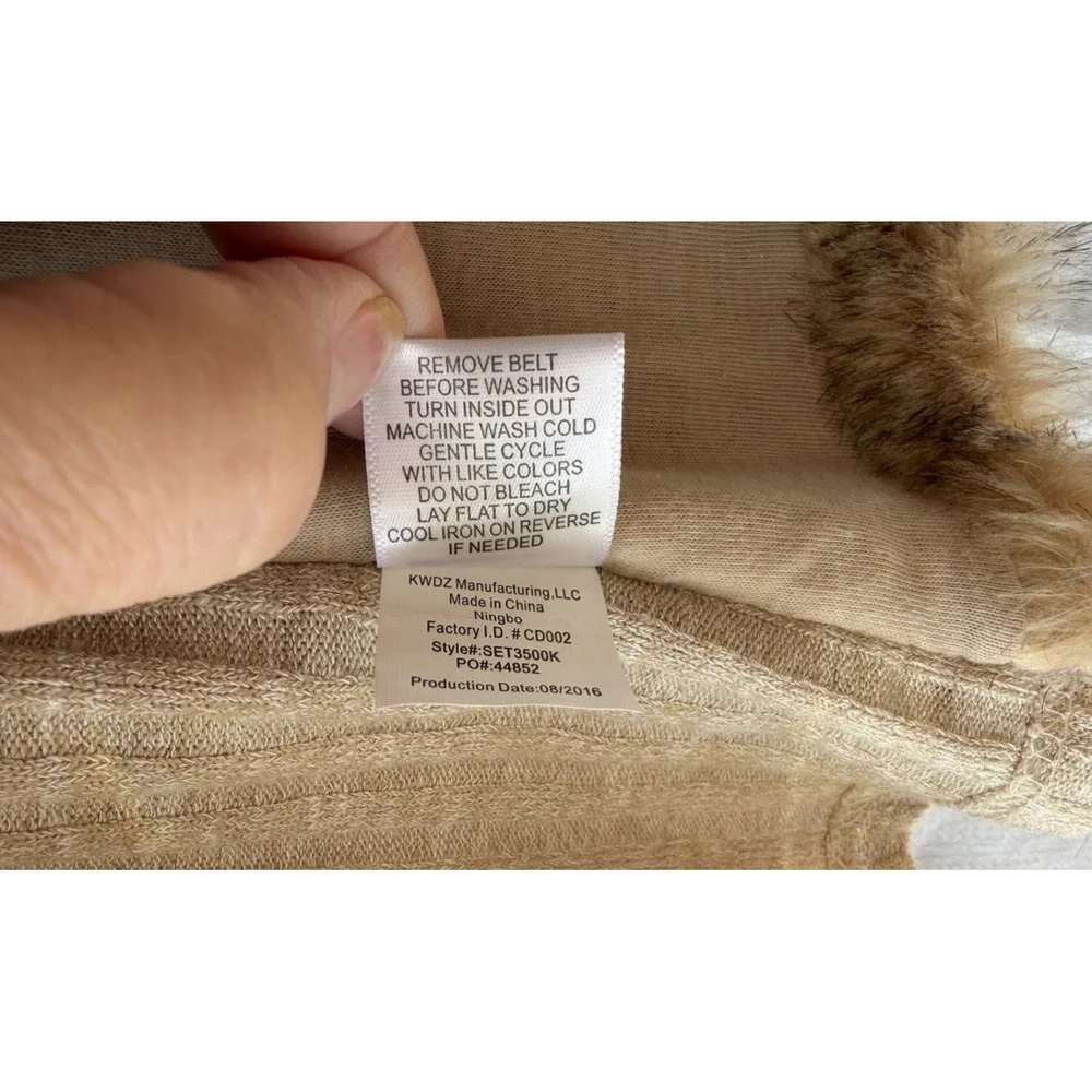 Beautees Girls Faux Fur‎ Beige Vest XL Hooded
